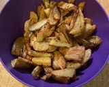 Foto del paso 3 de la receta: Pollo al horno con papas rústicas