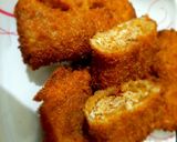 A picture of step 3 of Bread Chicken pockets.