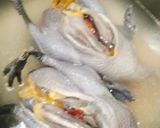 Hình bước làm 1 của món Gà ác nướng ngũ vị