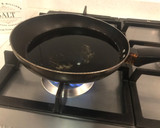 Foto del paso 3 de la receta: Manzanas fritas con canela