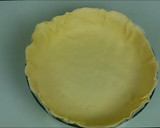 Foto del paso 5 de la receta: Tarta de Fresas Rellena de Crema Pastelera Fácil¡