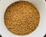 Hình bước làm 6 của món Xôi đậu biếc cốt dừa muối mè thơm phức ngày mưa