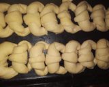 Foto del paso 4 de la receta: Medialunas de manteca