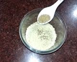 A picture of step 2 of Chatur paratha.