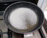 صورة لخطوة 1 من وصفة كيكة الخوخ المقلوبة 🍑