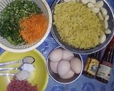 Foto langkah ke 1 dari resep Omelet Mie n Sosis Or Noodle n Sausage Omelette.