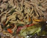 Foto langkah ke 4 dari resep Oseng usus lombok ijo.