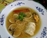 Foto del paso 5 de la receta: Mi sopa de mariscos Navideña!!