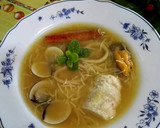 Foto del paso 5 de la receta: Mi sopa de mariscos Navideña!!