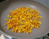 Foto langkah ke 9 dari resep Omelete Telur Bawang Putih Tabur Oregano.