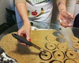 Foto del paso 5 de la receta Roscos de vino del terreno, fritos 🌱vegetariana