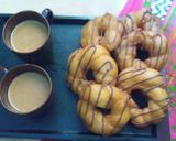 A picture of step 17 of Flower Donuts.