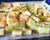Foto del passaggio 1 della ricetta Zucchine gratinate al forno