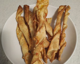 Foto del paso 4 de la receta: Palitos de pan con queso