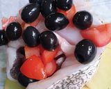 Foto del paso 4 de la receta: Merluza en papillote con aceitunas negras y tomate