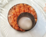 Foto del paso 4 de la receta: Tartar de salmón con salsa de lima
