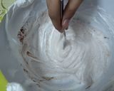 A picture of step 9 of Creamy sponge cake.