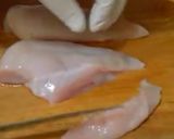 صورة لخطوة 1 من وصفة 🍗 كرسبي نصف كيلو غرام دجاج صدورة مقطع أصابع 🍗