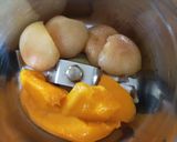 A picture of step 1 of Apricot and mango juice.