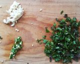 Foto del paso 2 de la receta: Pechugas marinadas en yogurt super fáciles