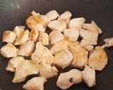Foto del paso 1 de la receta Ensalada de pollo agridulce, especial y plato único