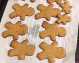Foto del passaggio 4 della ricetta Gingerbread Man 🎄