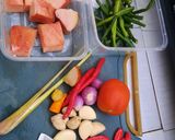 Foto langkah ke 1 dari resep Gulai Ikan Tuna.