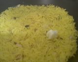 A picture of step 5 of Kesari Sweet Pulao.
