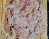 Foto del paso 3 de la receta: Tuco con Pollo Troceado (execelente reemplazo de la carne picada)