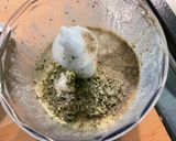 Une image de l'étape 4 de Sauce salade au roquefort, moutarde et persil.