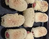 Foto langkah ke 6 dari resep Crunchy Sausage Rollbread.