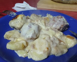 Foto del paso 5 de la receta: Albóndigas con salsa blanca y papas al horno