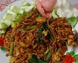 Foto langkah ke 2 dari resep Mie goreng tek tek ala Abang- abang.