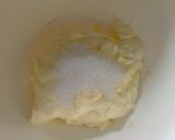 Foto del paso 3 de la receta: Torta de cumpleaños con bizcochuelo exquisita en Essen