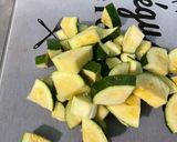 Une image de l'étape 3 de Courgettes et céleri branche grillés aux épices et graines de fenouil.