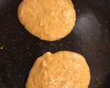 Foto del paso 3 de la receta: Panquequitos con mantequilla de maní!