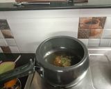 A picture of step 2 of Ragda Vadapav.