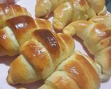 Foto del paso 6 de la receta: Medialunas de manteca 😋