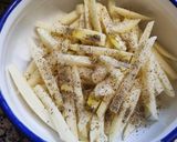 A picture of step 3 of "French Fries in the Air Fryer" 💯🍟.