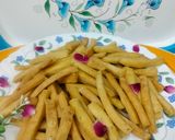 A picture of step 4 of Crispy Semolina and All-Purpose Flour Shakkarpare.