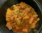A picture of step 3 of Guvar-kaddu sabji.