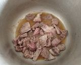 A picture of step 1 of Arvi Gosht.