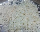 A picture of step 1 of Gobhi Matar ke Kebab.