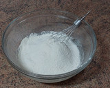 Foto del paso 2 de la receta: Buñuelos veganos de yogur de soja