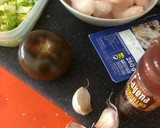 Foto del paso 1 de la receta: Ensalada de gulas con gambas al ajillo