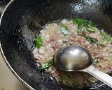 A picture of step 4 of Spicy misal pav.