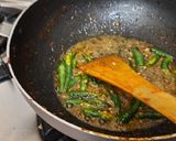 A picture of step 3 of Carrot and radish green chilli pickle.