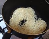 Foto del paso 1 de la receta: Arroz al ajo!, para acompañar unos ricos bifes 😋