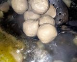 Foto langkah ke 4 dari resep Kuah Bakso mudah & enak.