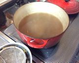 A picture of step 2 of Vietnamese-style Pho Noodle Soup.